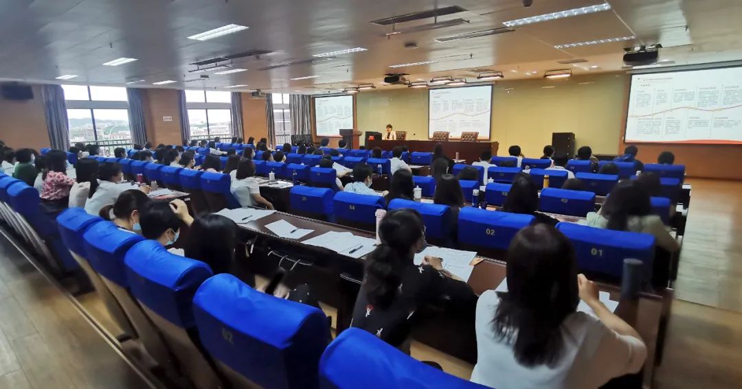 汕头市妇联系统开展领导干部政治能力业务能力全员培训