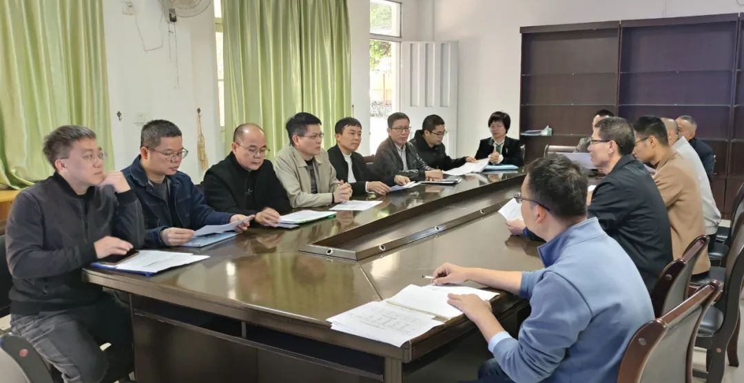 聚焦“双新”学科建设  建构素养导向课堂——澄海区教师发展中心教研室赴莱芜中学、坝头中学开展教学专项调研