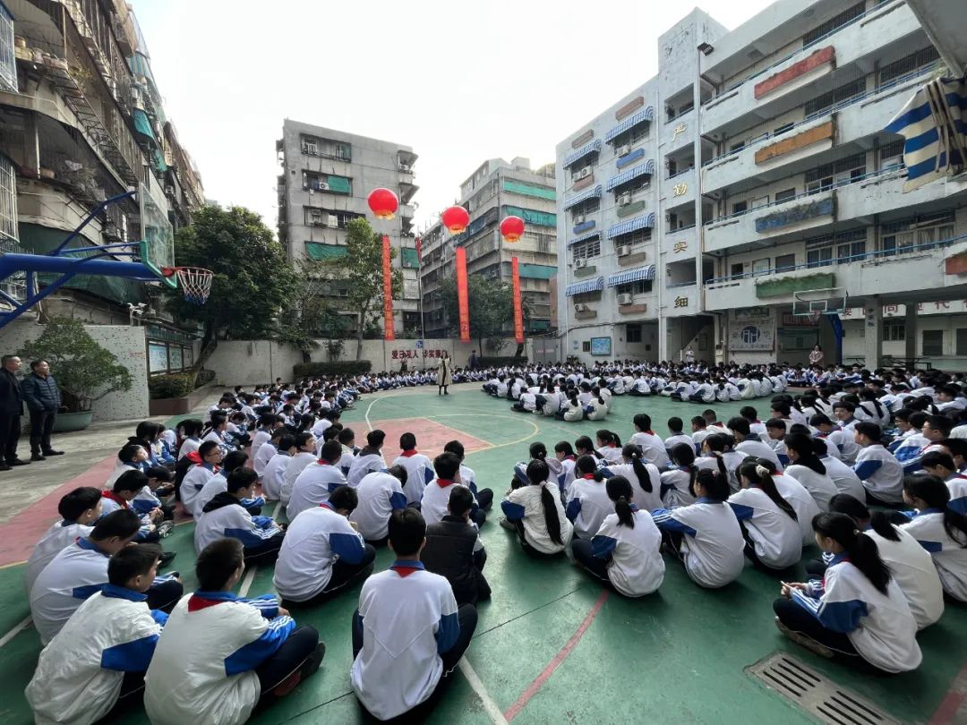 社科知识进校园  撑起青少年心灵“守护伞”