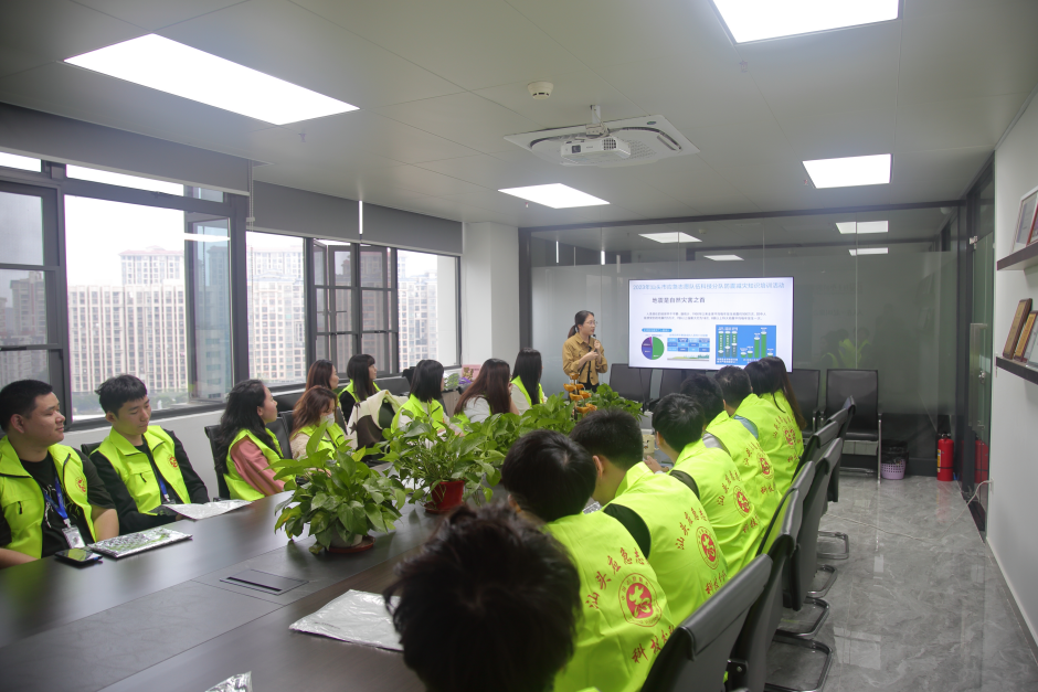 市地震局举办2023年汕头市应急志愿队伍科技分队防震减灾知识培训