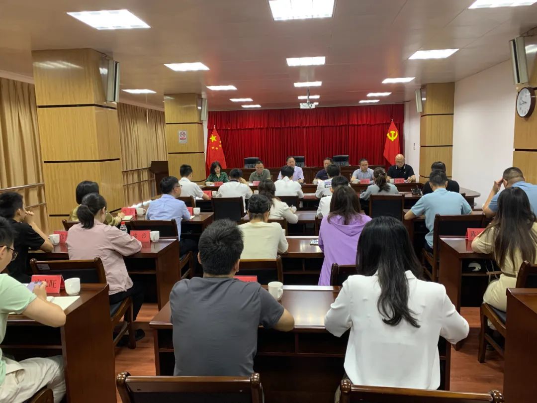 汕头市国资委召开市属国有企业挂职干部座谈会