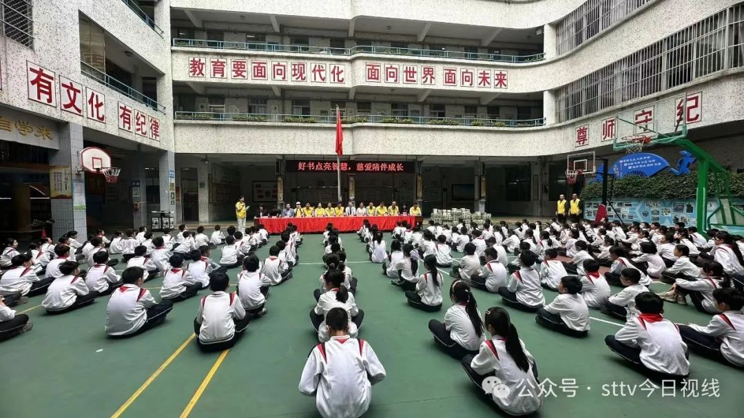 累计超15万册!捐赠爱心图书  六载书香润童心