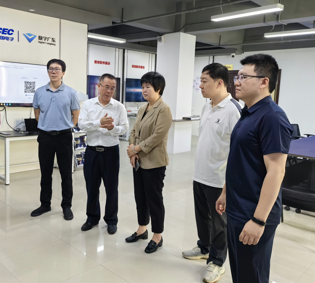 潮州市政务服务和数据管理局陈素玉局长带队检查节前网络安全工作